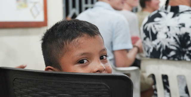 Niño en la comunidad